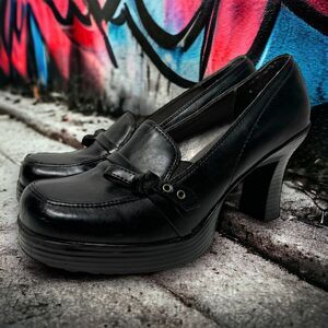 Vintage Y2K LEI Onyx Vegan Leather Chunky Platform Mary Jane Heels Size 7.5 US